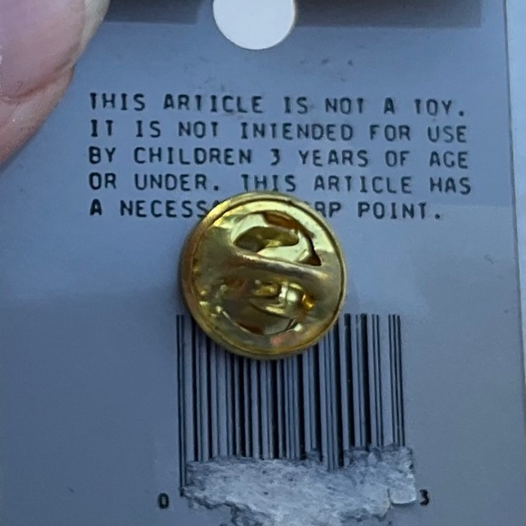 Nintendo Tac Pin 1988 Series A No 14 Fire Flower Collectors New - Picture 2 of 6